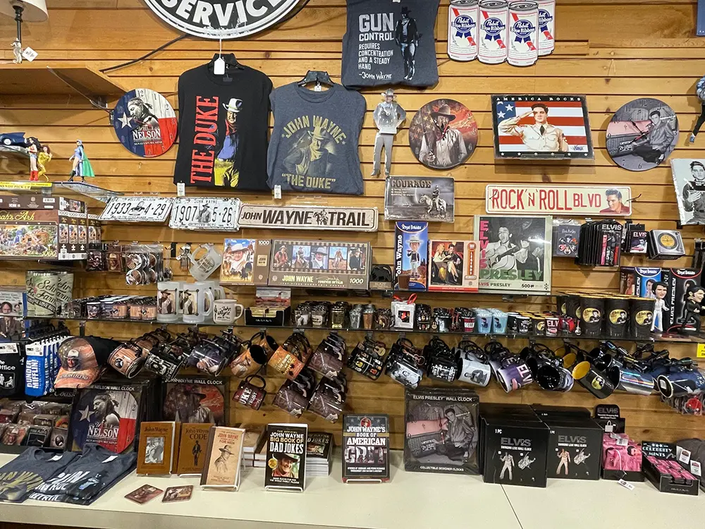 williamsburg general store gallery image