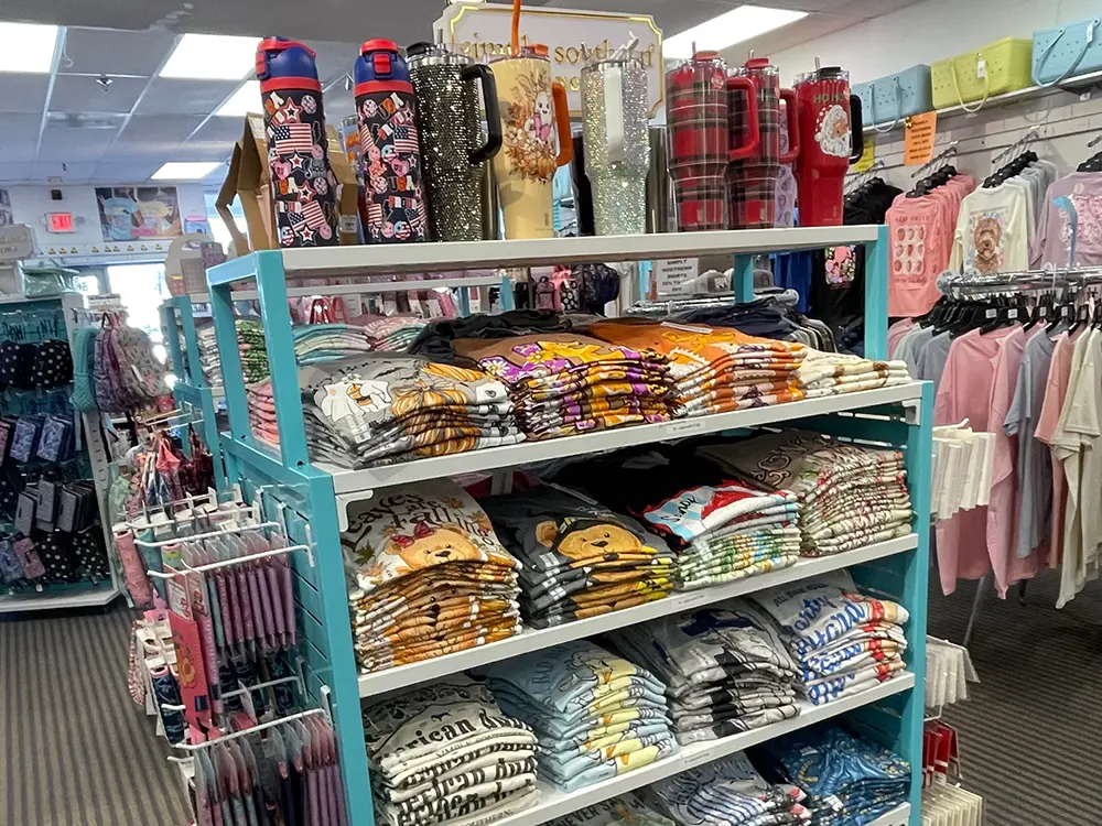 simply williamsburg gallery image