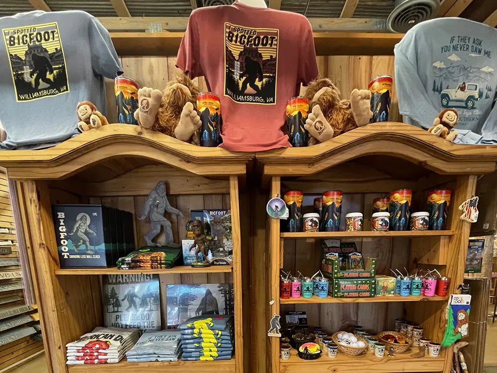 wallaces gallery image